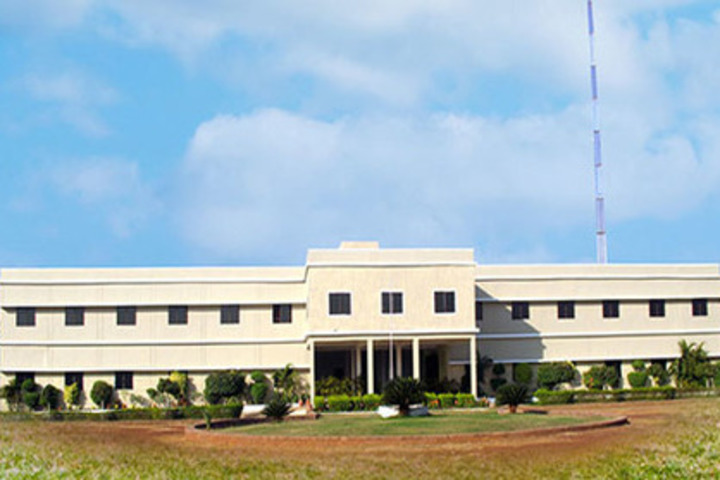 https://cache.careers360.mobi/media/colleges/social-media/media-gallery/22117/2021/2/4/Campus view of IBT College of Science and Arts Durg_Campus-View.jpg